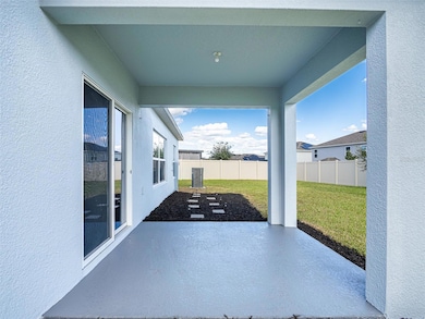 596 Meadow Bend Dr, Davenport, FL 33837 - photo 7