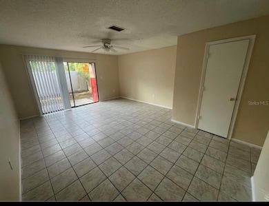 890 Mecca Dr unit 4, Sarasota, FL 34234 - photo 3