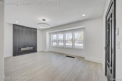 3110 N Main St, Royal Oak, MI 48073 - photo 7