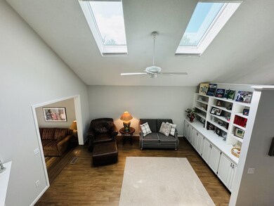 34 Skyline Dr, Keene, NH 03431 - photo 4