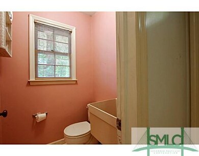 Bathroom. Half Bath