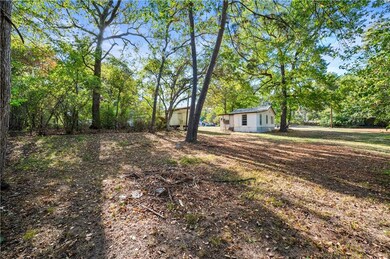 208 Anthony St, Pineville, LA 71360 - photo 4