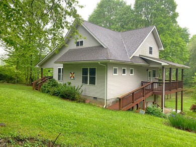 SIDE VIEW WITH WRAP AROUND DECK