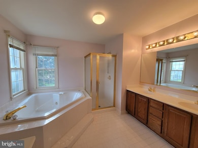 7708 Sandstone Ct, Ellicott City, MD 21043 - photo 7