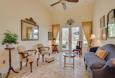 425 Spalding parlor 2
