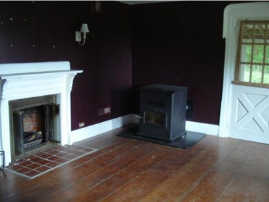 71 Straw Hill Rd, Claremont, NH 03743 - photo 6