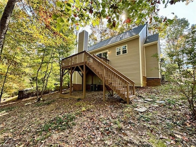 4019 Sherry Ct, Jamestown, NC 27282 - photo 6