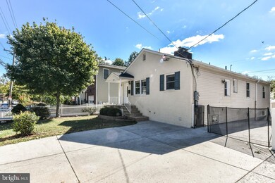 917 Lincoln Ave, Falls Church, VA 22046 - photo 3