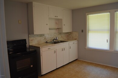 5263 Alpha Ave unit 2, Jacksonville, FL 32205 - photo 3