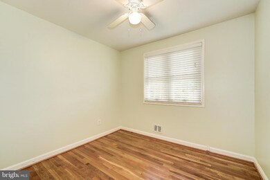 2405 Lyndon St, Hyattsville, MD 20783 - photo 4