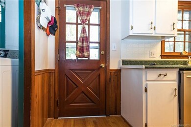 932 Brookwood Ct, Statesville, NC 28677 - photo 4