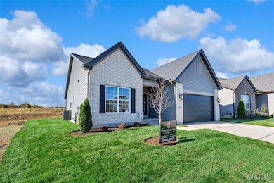 105 Columbia Meadows Ln, O'Fallon, MO 63366 - photo 3