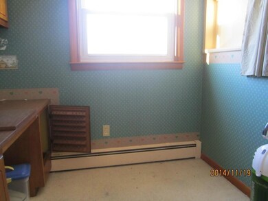 99 New York St, Millinocket, ME 04462 - photo 5