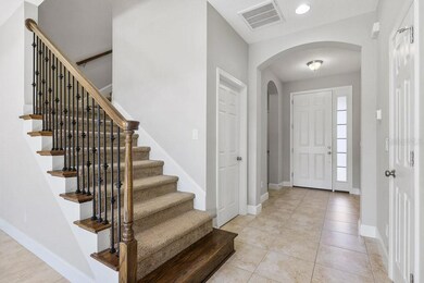 17718 Bright Wheat Dr, Lithia, FL 33547 - photo 7