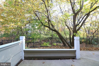 5700 Chapman Mill Dr unit 300, Rockville, MD 20852 - photo 3