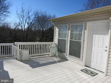 10740 Wayfarer Rd, Germantown, MD 20876 - photo 3