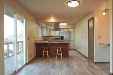 3800 NE Xenolith St, Terrebonne, OR 97760 - photo 7