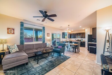 676 W Calle Capoasto - MLS Images-10