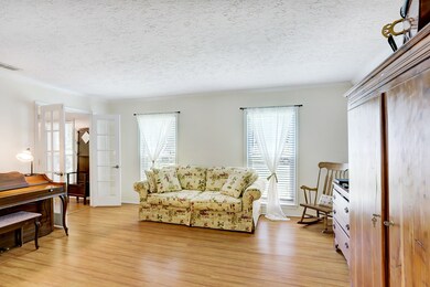 305 Old Course Dr, Friendswood, TX 77546 - photo 7