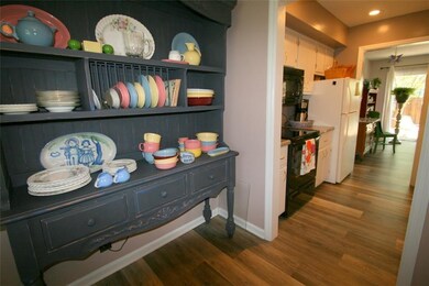 1105 Canterbury Square S, Indianapolis, IN 46260 - photo 6