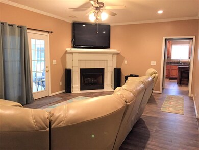 201 Bay Laurel Cir, Warner Robins, GA 31088 - photo 3