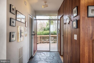 7411 Recard Ln, Alexandria, VA 22307 - photo 7