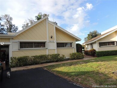 3632 E Forge Rd unit 13, Davie, FL 33328 - photo 6