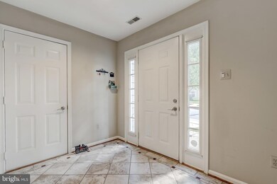 5344 Chase Lions Way, Columbia, MD 21044 - photo 3