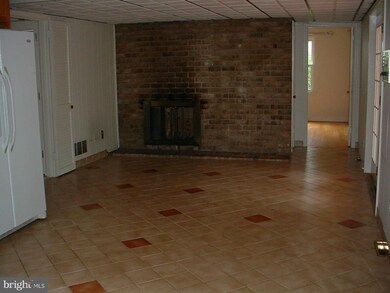 236 E Padonia Rd, Lutherville Timonium, MD 21093 - photo 6