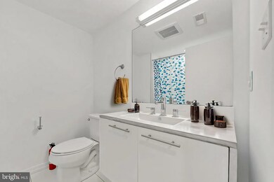 2538 W Girard Ave unit A, Philadelphia, PA 19130 - photo 5