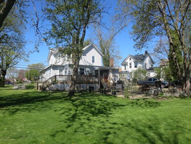 121 Rear to House View
