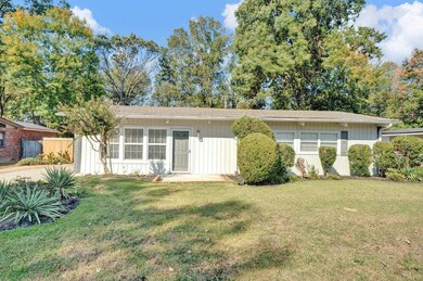 5152 Warfield Dr, Memphis, TN 38117 - photo 2