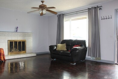 1410 N Fairmont Ave, East Wenatchee, WA 98802 - photo 6