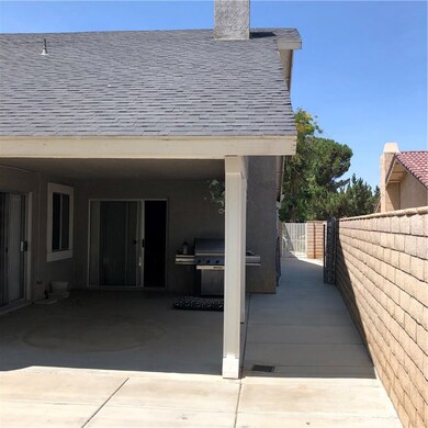 12799 Santa Anita Trail, Victorville, CA 92395 - photo 7