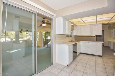 9818 W Evergreen Dr, Sun City, AZ 85373 - photo 7