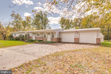 397 Henshaw Rd, Bunker Hill, WV 25413 - photo 3