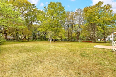 HUGE Back Yard