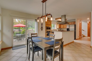 10035 Nicolas Dr unit D, Truckee, CA 96161 - photo 6