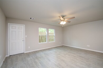 8202 Westcott St, Houston, TX 77016 - photo 5