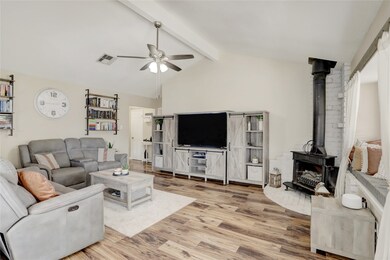 16606 Blackhawk Blvd, Friendswood, TX 77546 - photo 7