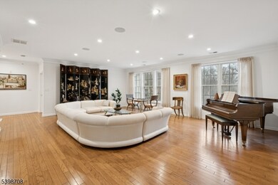 911 Holly Ln unit 11, Cedar Grove, NJ 07009 - photo 7