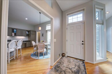 Entry into kitchen