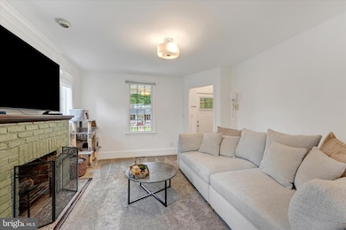 5804 Woodcrest Ave, Baltimore, MD 21215 - photo 6