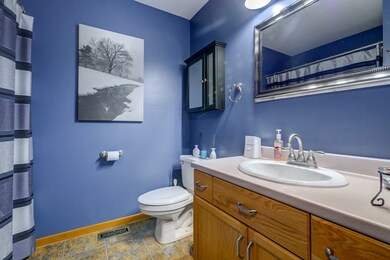 14 Coachmans Ln, Haverhill, MA 01832 - photo 6