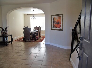 3325 N Vahe Ave, Fresno, CA 93737 - photo 3