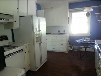 10 Juniper Hill, Claremont, NH 03743 - photo 4