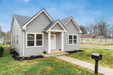 1559 Obetz Ave, Columbus, OH 43207 - photo 2