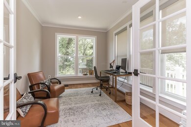 7204 Gordons Rd, Falls Church, VA 22043 - photo 4