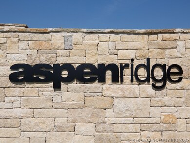 2233 W Charlotte St, Broken Arrow, OK 74011 - photo 3