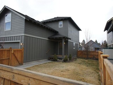 62697 Larkview Rd, Bend, OR 97701 - photo 4